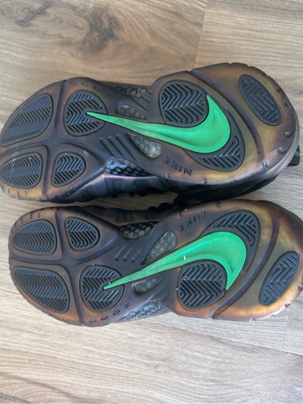 Nike Air Foamposite One Men's Sneakers Gym Green Size 10  $135 OBO - Picture 7 of 8